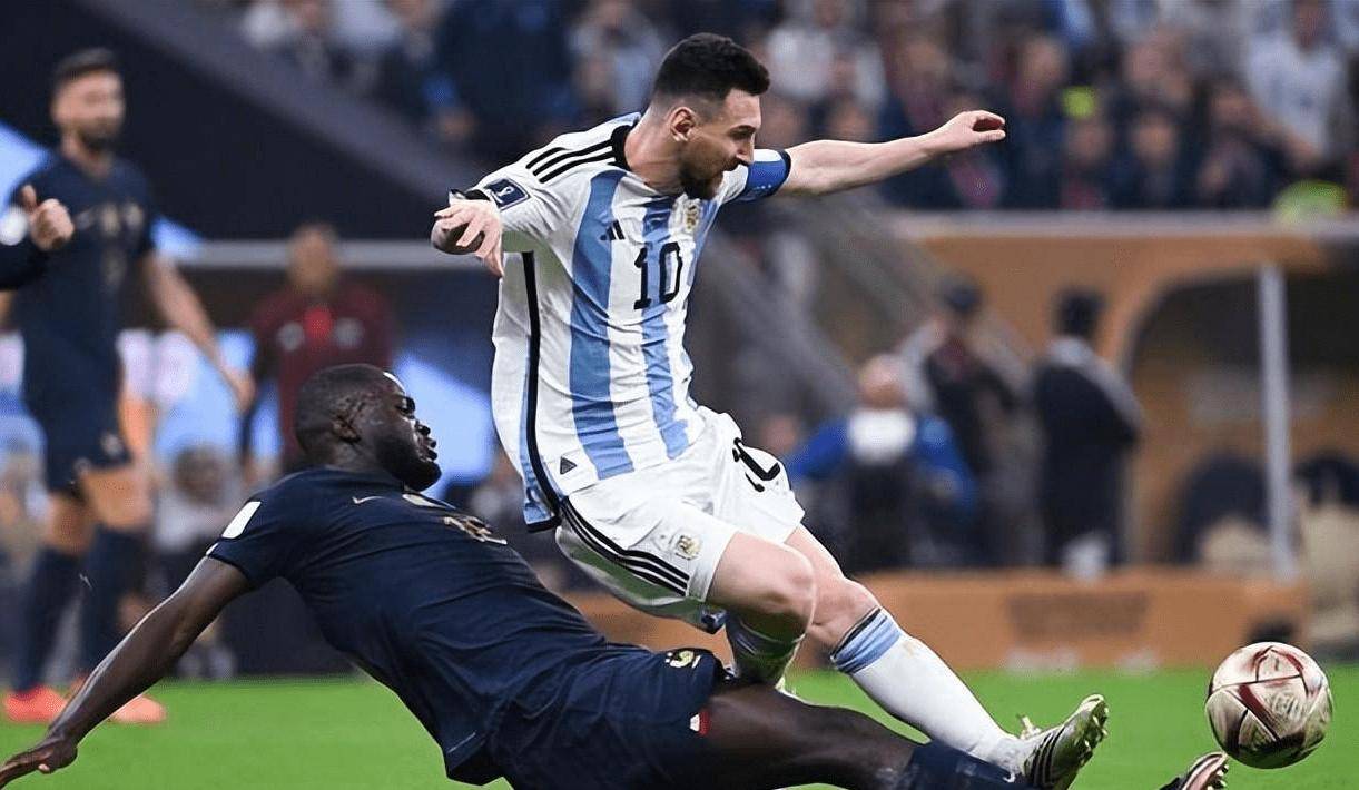 九游体育入口-关于足球史上最伟大进球：马拉多纳连过五人vs梅西复制经典的信息