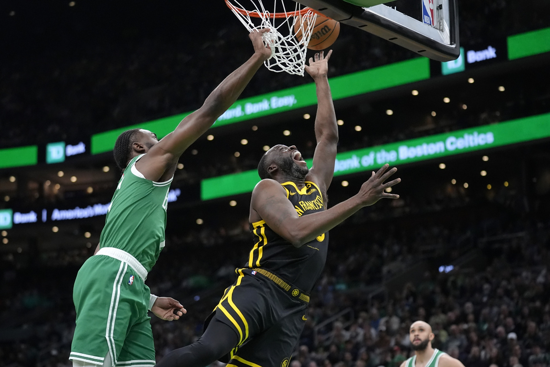 九游体育官网-凯尔特人豪取九连胜，绿军冲冠有戏？的简单介绍