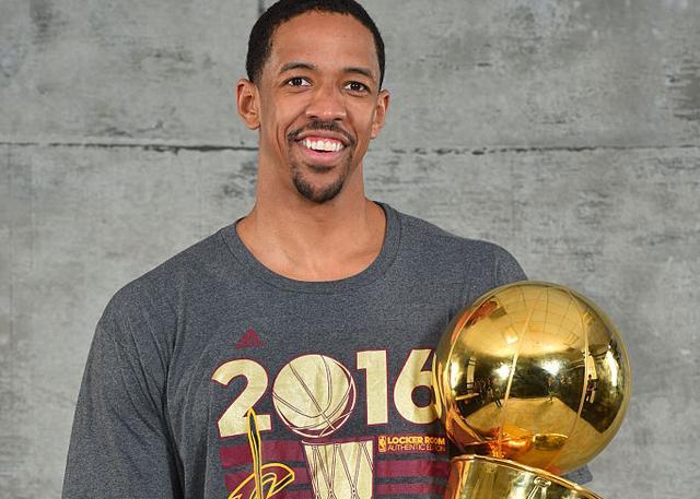 九游体育网-火箭重建完成？年轻核心+高顺位新秀崛起