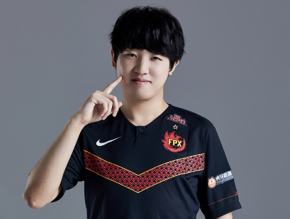 《英雄联盟》LCK工资曝光:Chovy年薪超2000万的简单介绍 《英雄联盟》LCK工资曝光:Chovy年薪超2000万的简单介绍