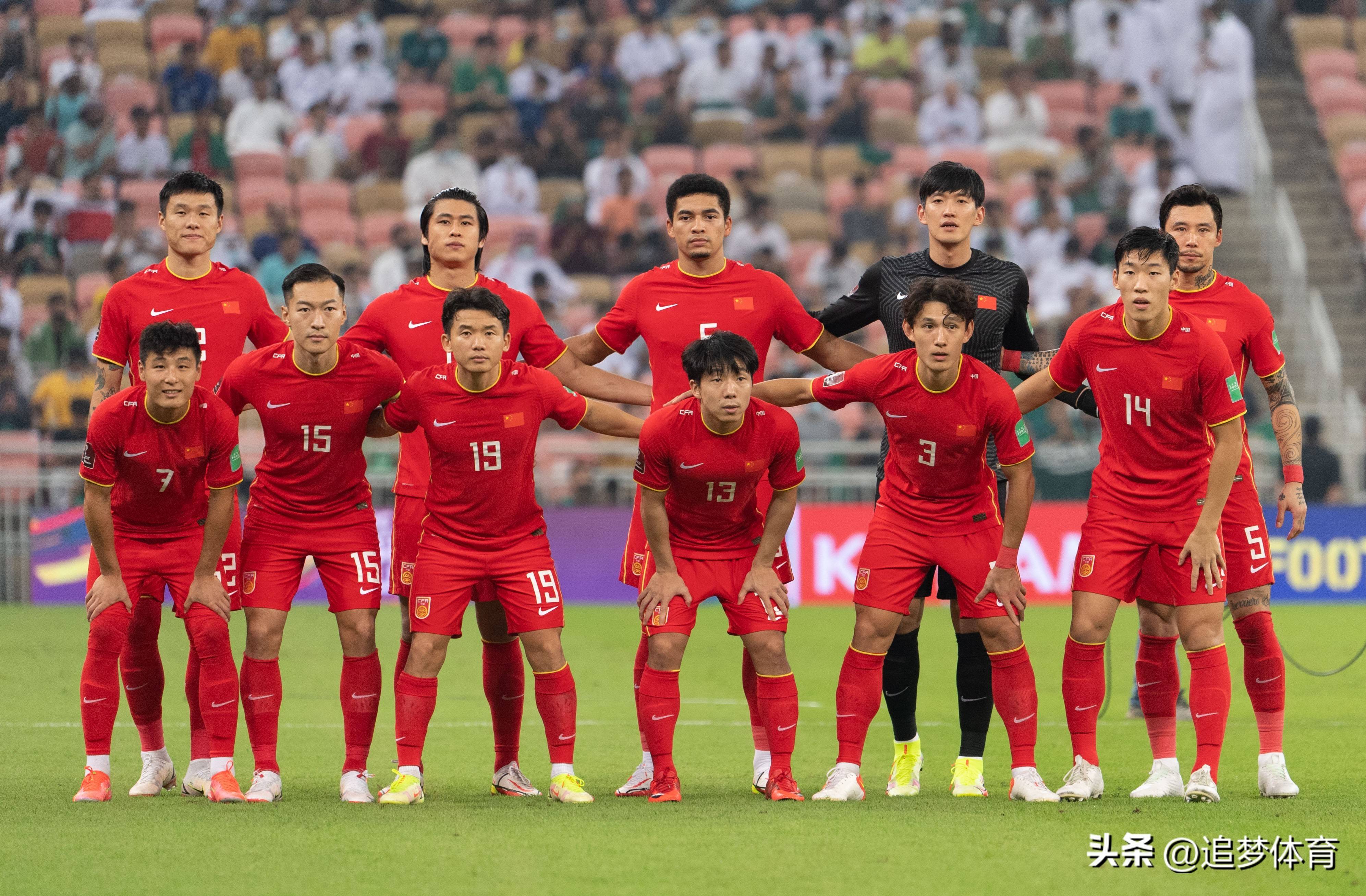 包含球员国家队vs俱乐部表现大对比的词条