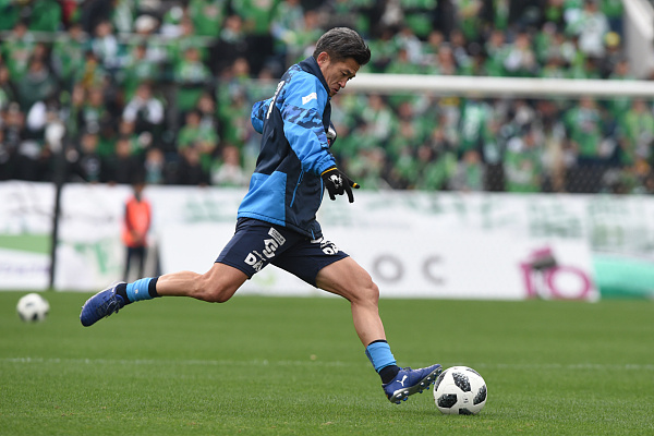 九游体育官方-足球长寿秘诀：三浦知良50岁还在踢职业联赛？的简单介绍