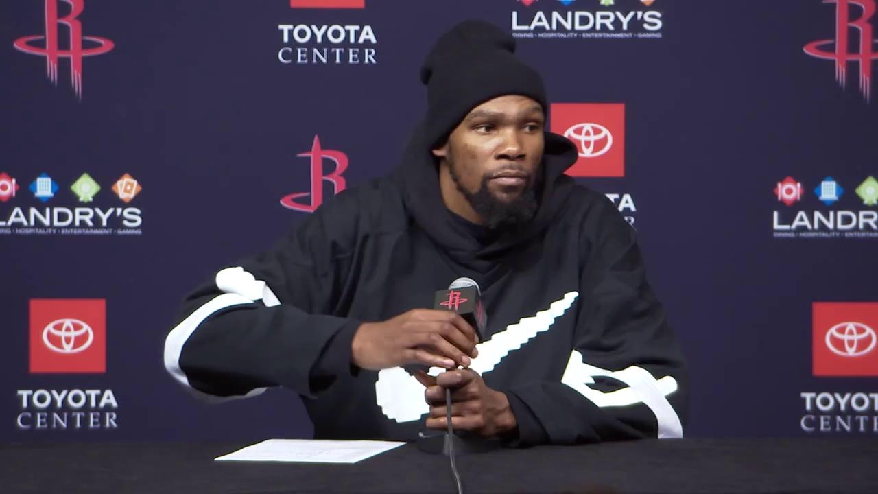 杜兰特谈转会：只想赢球的简单介绍